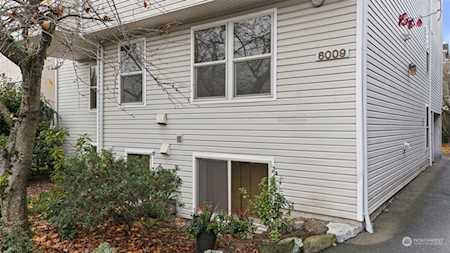 6009 14th Ave NW #302 Seattle, WA 98107