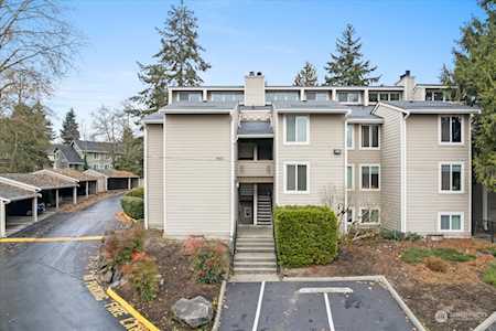 19853 25th Ave NE #217 Shoreline, WA 98155