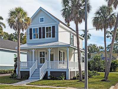 1709 8th Ave W Bradenton, FL 34205