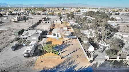 1857 Betty Ln Las Vegas, NV 89156