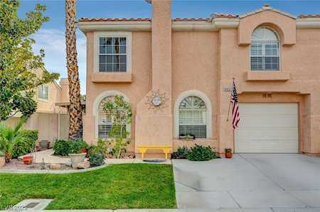 8457 Blue Island Ave Las Vegas, NV 89129