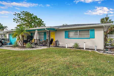 2338 Whitman St Clearwater, FL 33765