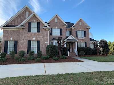 341 Kindling Wood Ln Waxhaw, NC 28173