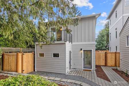 3820 NE 87th St #C Seattle, WA 98115