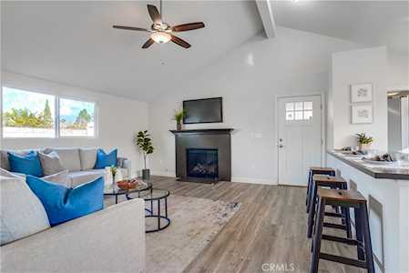19903 Corby Ave Lakewood, CA 90715