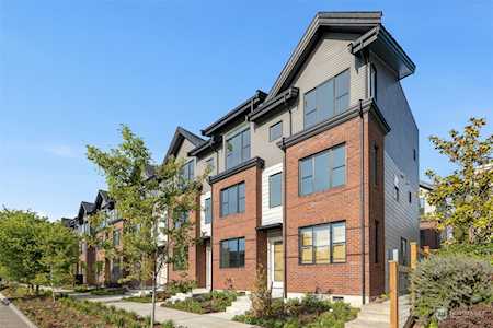 8332 F (NA-6) 13th Ave NW Seattle, WA 98117