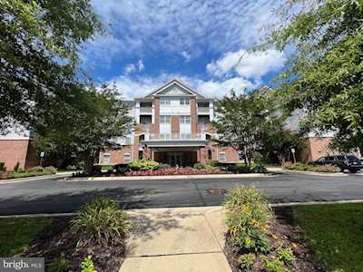 2604 Chapel Lake Dr #108 Gambrills, MD 21054