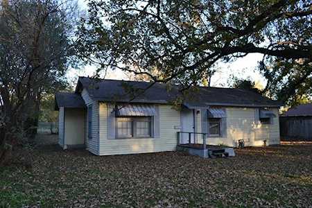 4005 Simonds Street Greenville, TX 75401