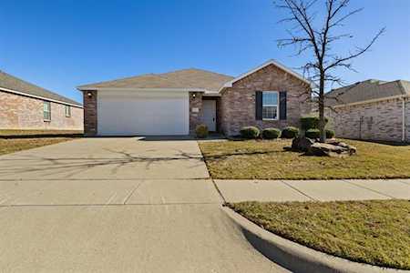 1200 Foxglove Lane Burleson, TX 76028