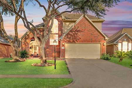 10018 Sable Meadow Ct Houston, TX 77064