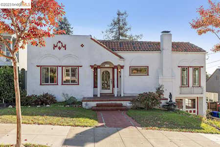 1110 Warfield Ave Piedmont, CA 94610