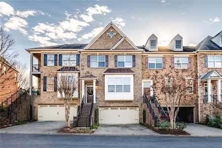 1014 Manchester Way Roswell, GA 30075