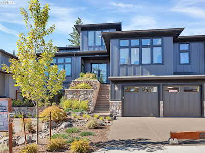 4965 SW Park Bluff PL Lake Oswego, OR 97035