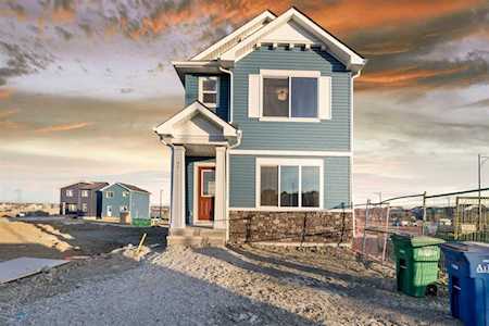 710 Bayview Hill SW Airdrie, AB T4B 5M4