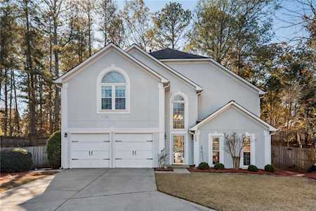 260 Glen Holly Drive Roswell, GA 30076