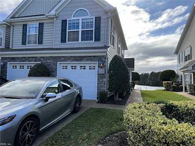 1704 Waters Edge Ln Suffolk, VA 23435