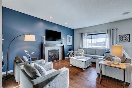 7 Cranarch Landing SE Calgary, AB T3M 0Z5