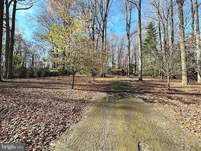 1328 Balls Hill Rd Mclean, VA 22101
