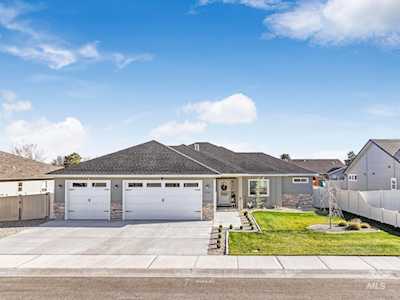 1150 Woodland Meadows Way Twin Falls, ID 83301