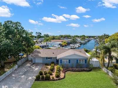 6004 Tampa Shores Blvd Tampa, FL 33615