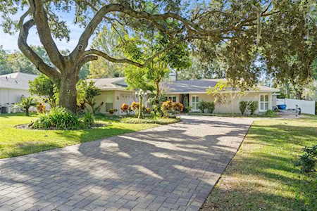 2749 Lake Saxon Dr Land O Lakes, FL 34639