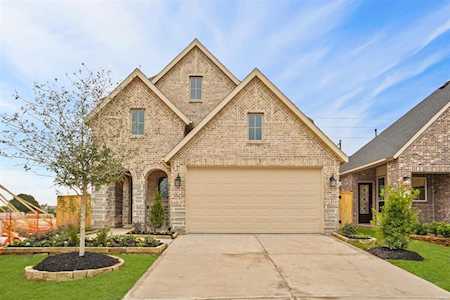 2526 Seedling St Richmond, TX 77406