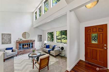 21822 4th Ave SE Bothell, WA 98021