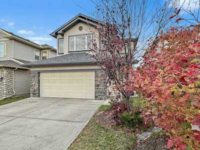 8 Crystalridge Close Okotoks, AB T1S 1W4