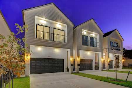724 E 38th St Houston, TX 77022