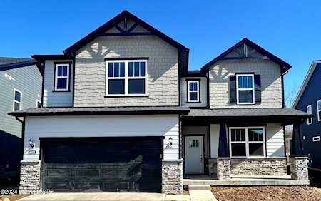 4627 Golden Eagle Dr Louisville, KY 40245