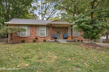 201 Whitland Ct Louisville, KY 40243