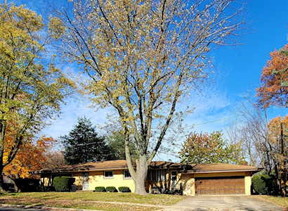 2400 Brookside Ave Waukegan, IL 60085