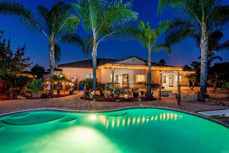 8891 Diamondback Dr Santee, CA 92071