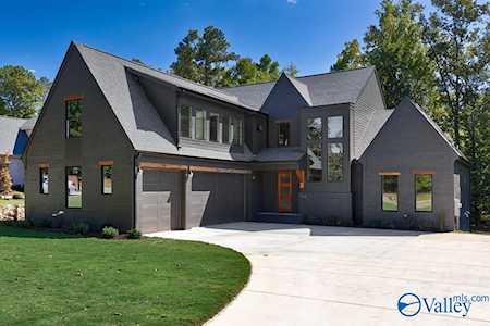 104 Bishop Bend Drive Huntsville, AL 35806