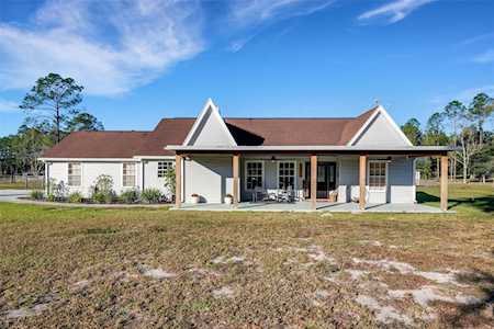 17533 Hyland Ln Dade City, FL 33523