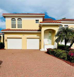 600 L Ambiance Cir #6-101 Naples, FL 34108