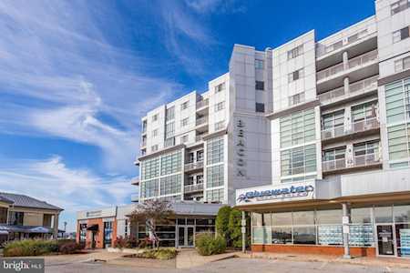 2772 Lighthouse Point E #306 Baltimore, MD 21224