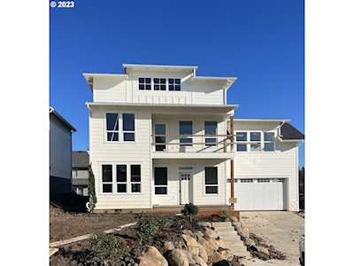 374 SW George CT Dundee, OR 97115