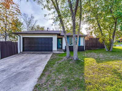 3313 Plantation RD Austin, TX 78745