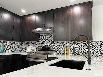 7853 Camino Aguila San Diego, CA 92122