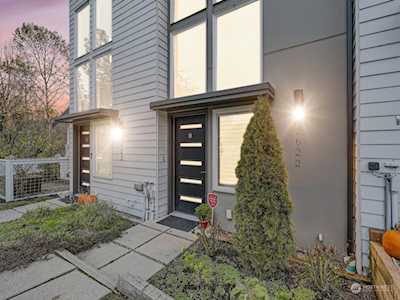 2622 C SW Nevada St Seattle, WA 98126