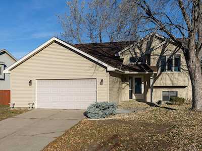 9247 Trinity Gardens Brooklyn Park, MN 55443