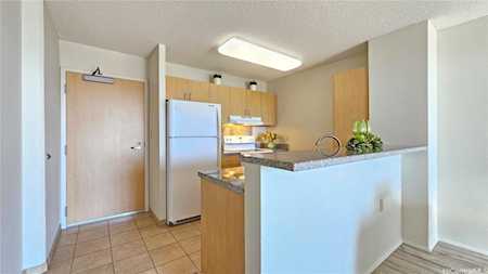 1315 Kalakaua Avenue #1504 Honolulu, HI 96826