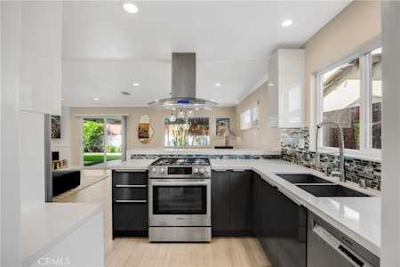 5435 Hackett Ave Lakewood, CA 90713