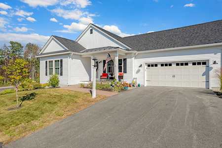 52 Maxwell Woods Dr Cape Elizabeth, ME 04107