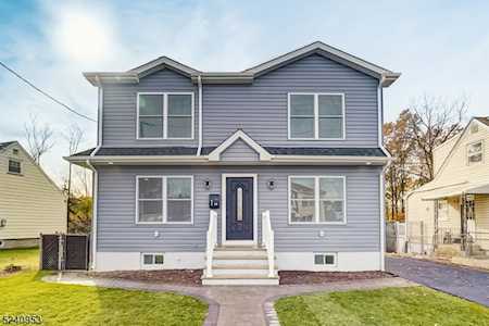 66 Edward Ct Clifton City, NJ 07011