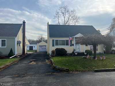 45 S Valley Rd Lincoln Park Boro, NJ 07035