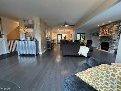 10 Zamrok Way Morris Twp., NJ 07960