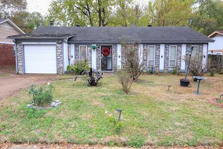 6017 Elk Grove Dr Memphis, TN 38115