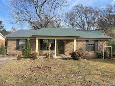 1618 SW Saginaw Lane Decatur, AL 35603